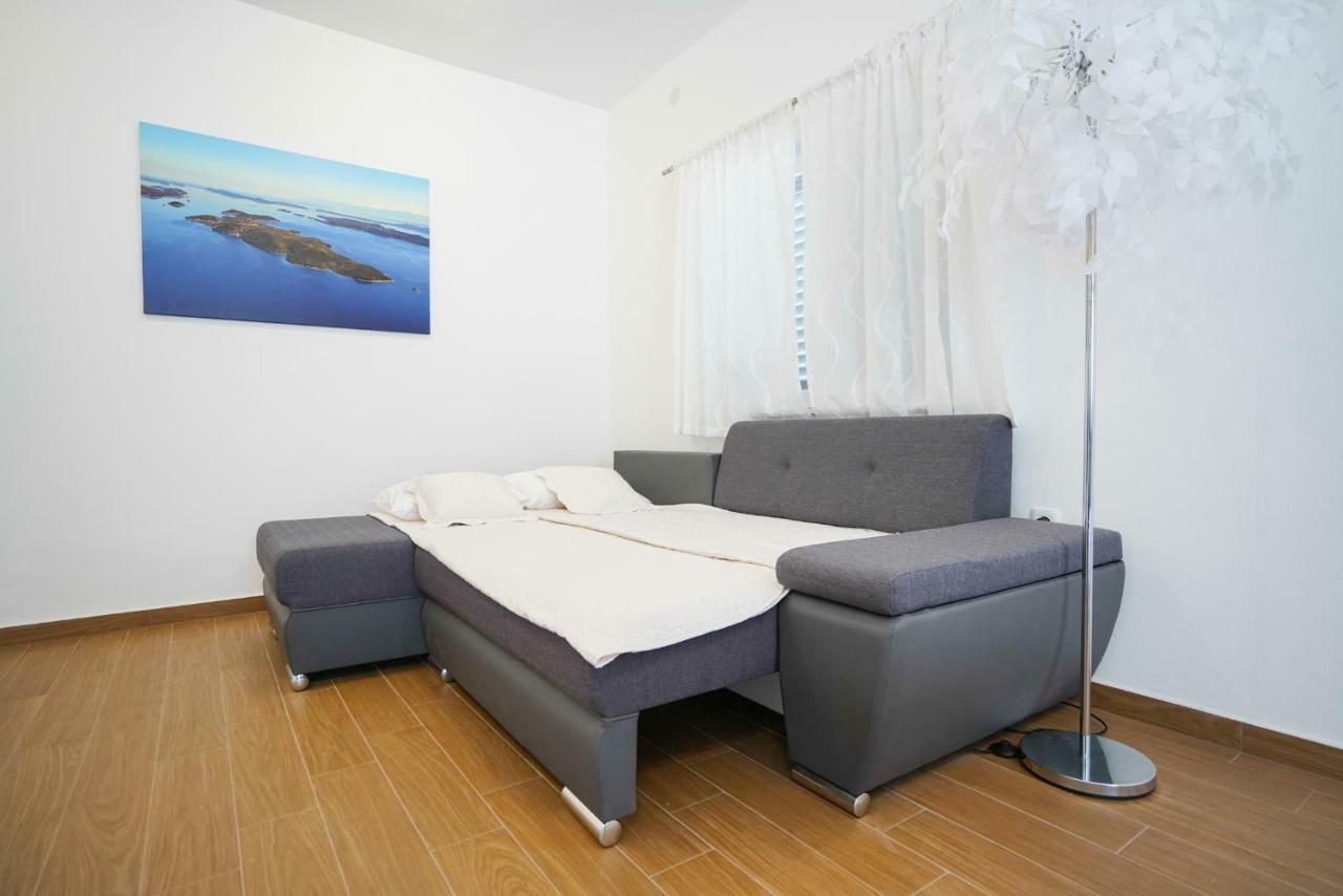 Tj 2 Apartment Zadar